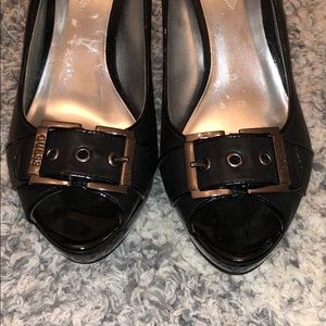 Guess peep toe high heels. Great condition!